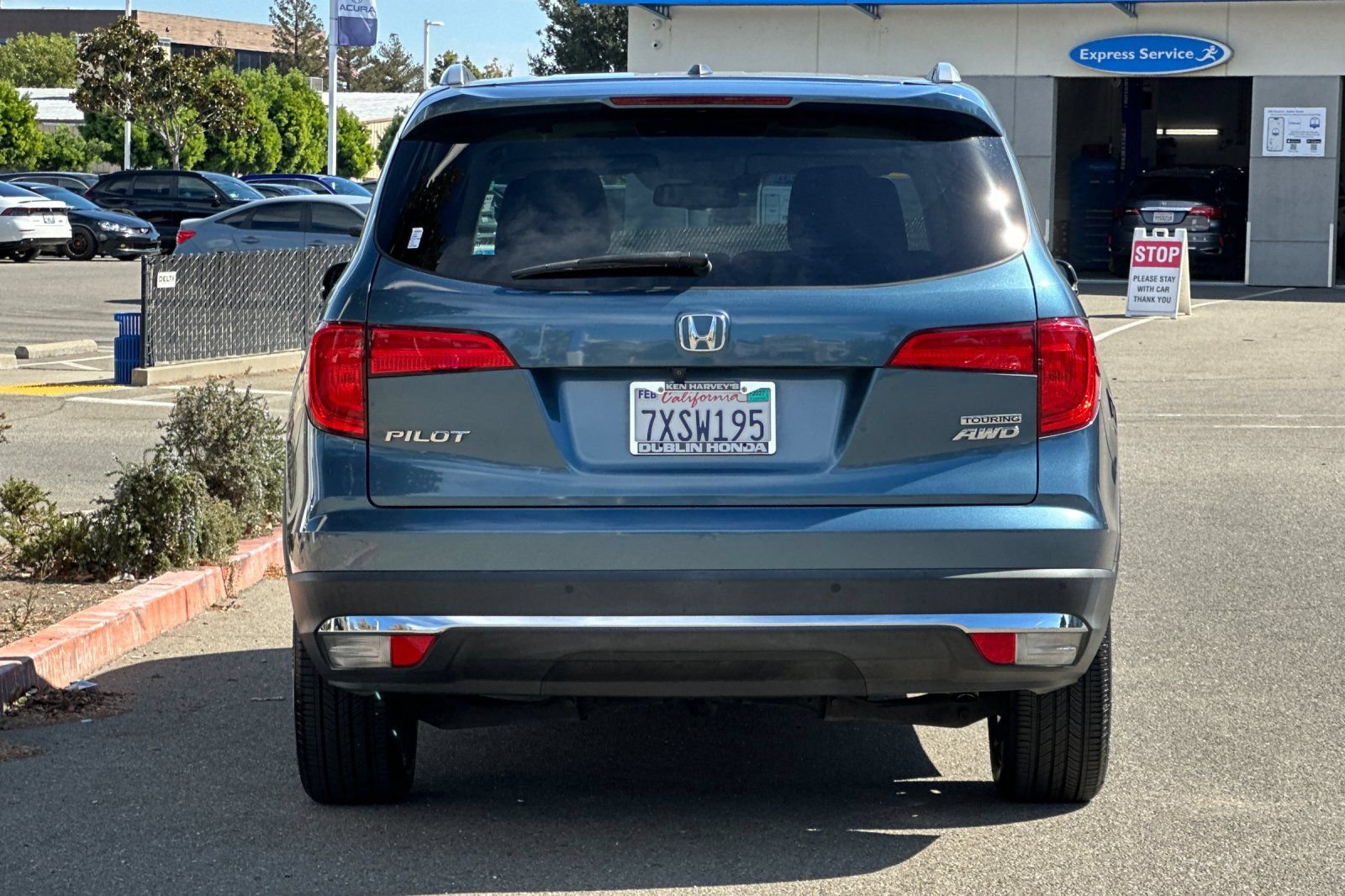 Used 2016 Honda Pilot Touring image 5