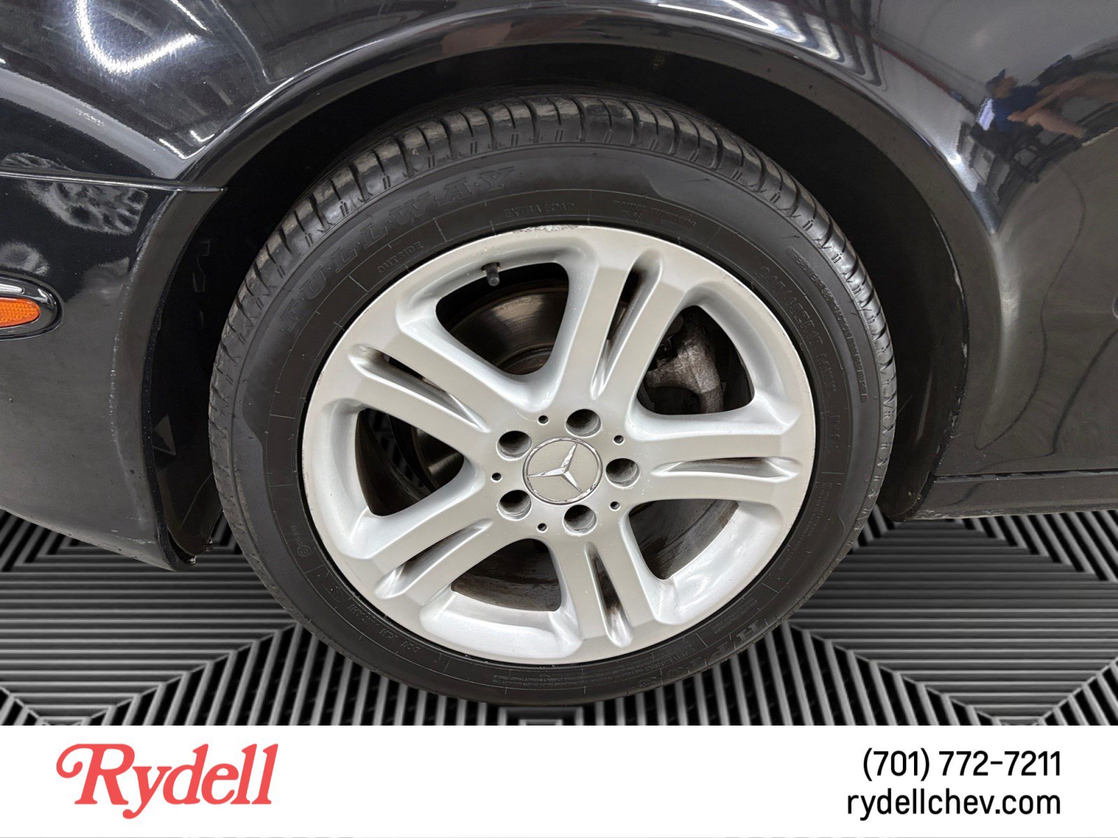 Used 2006 Mercedes-Benz E 350 Sedan image 9