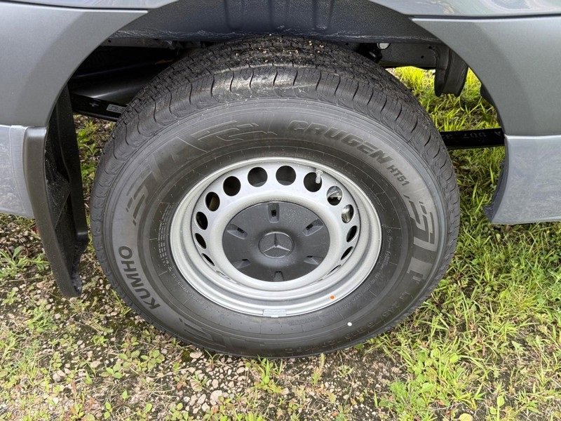 New 2025 Mercedes-Benz Sprinter 2500 image 4