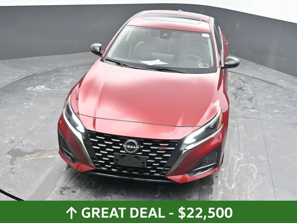 Used 2024 Nissan Altima 2.5 SR w/ SR Premium Package image 43