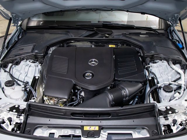 Used 2026 Mercedes-Benz CLE 300 4MATIC Coupe image 5