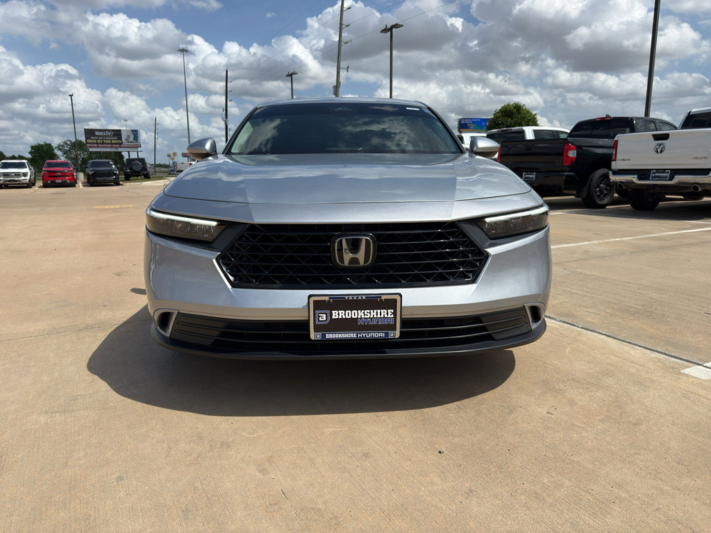 Used 2024 Honda Accord EX image 2