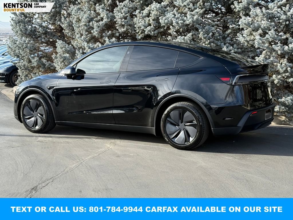 Used 2026 Tesla Model Y Long Range image 4