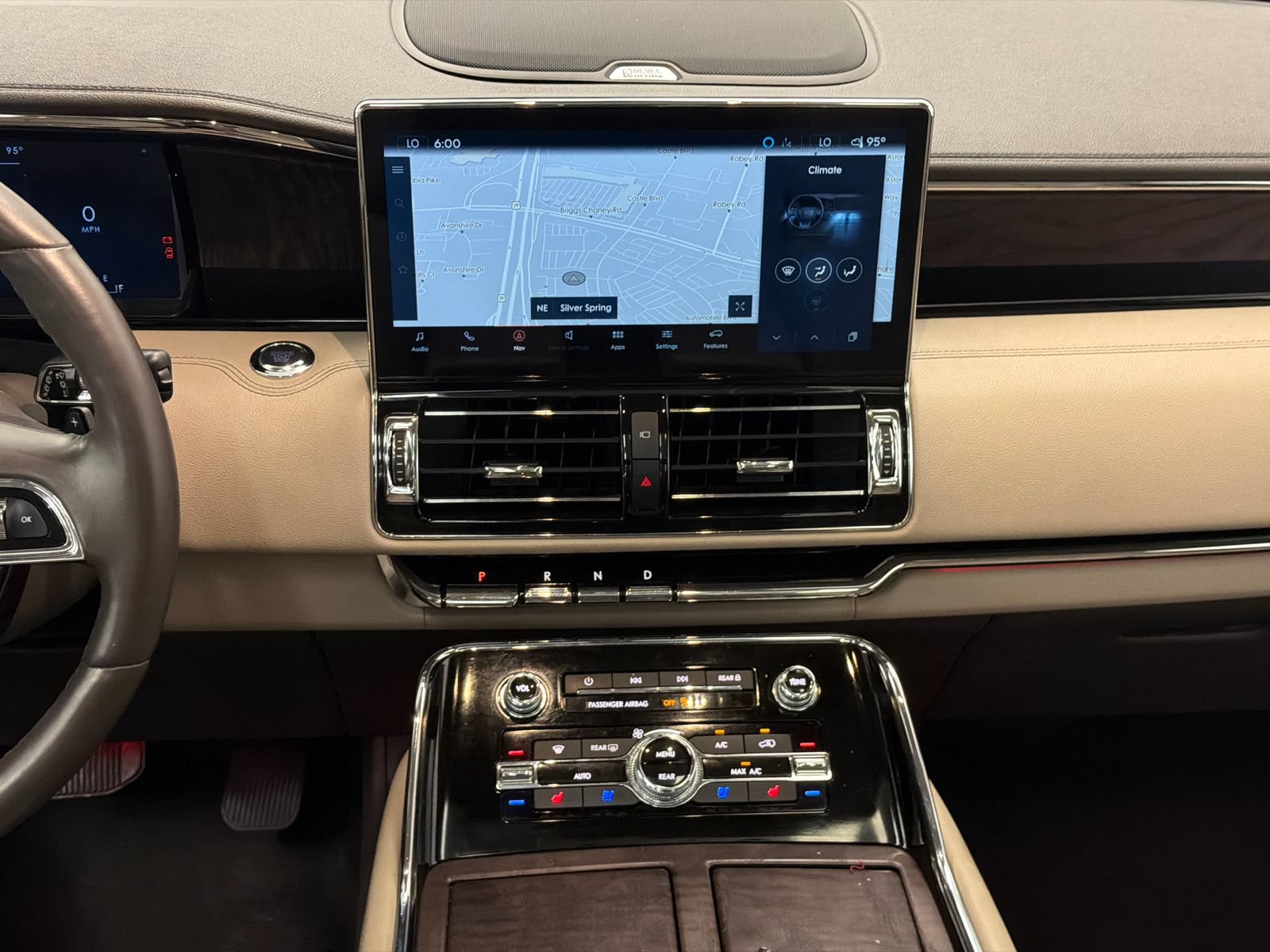 Certified 2024 Lincoln Navigator L Reserve AWD/4WD image 24