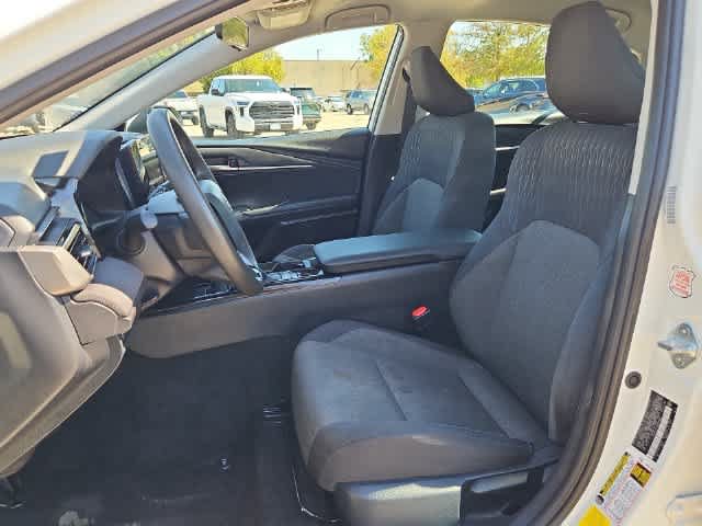 Used 2025 Toyota Camry LE FWD image 14