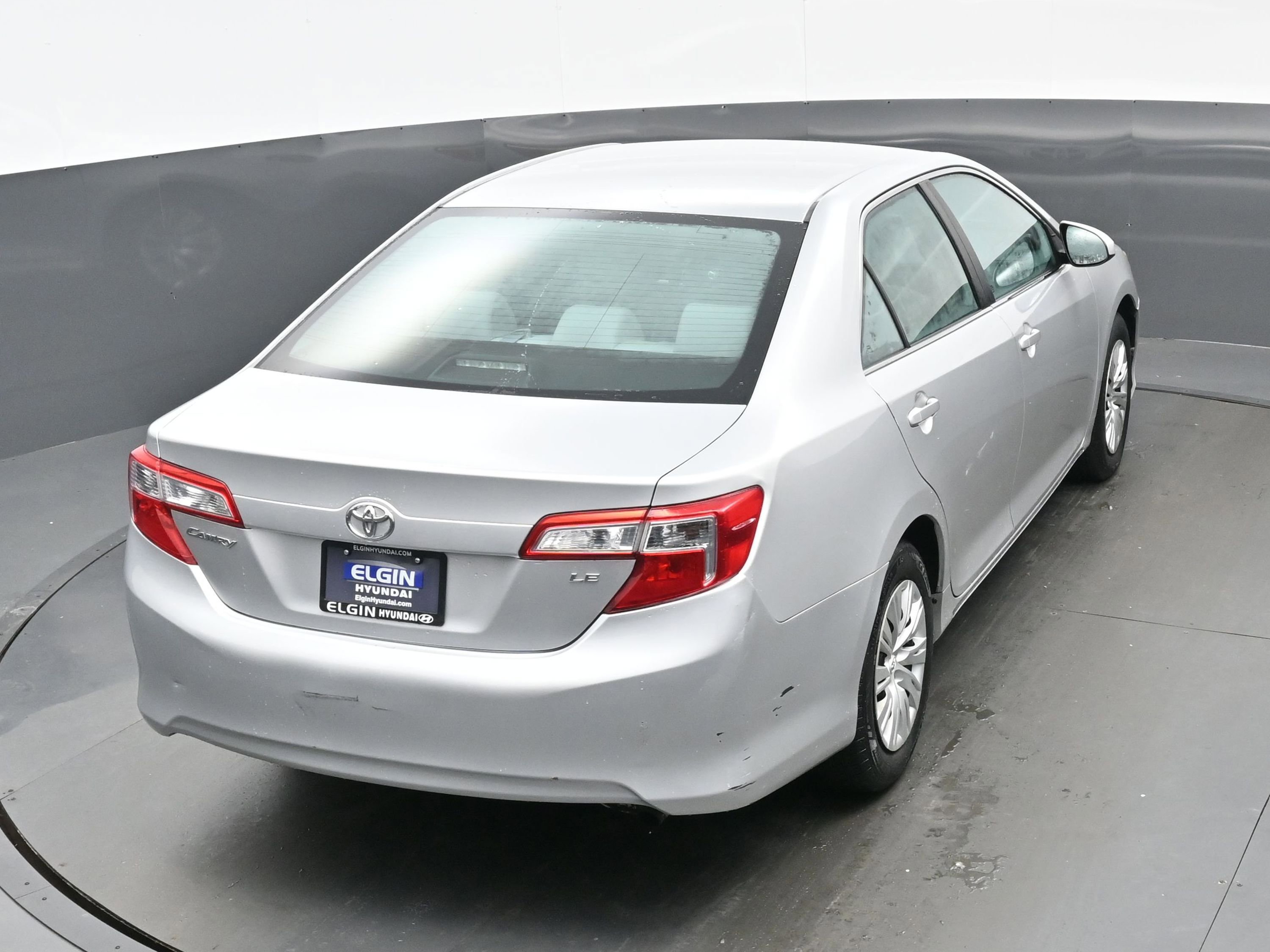 Used 2013 Toyota Camry L image 34