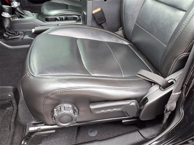 Used 2021 Jeep Wrangler Unlimited Sahara image 39