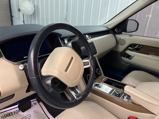 Used 2018 Land Rover Range Rover Supercharged image 11