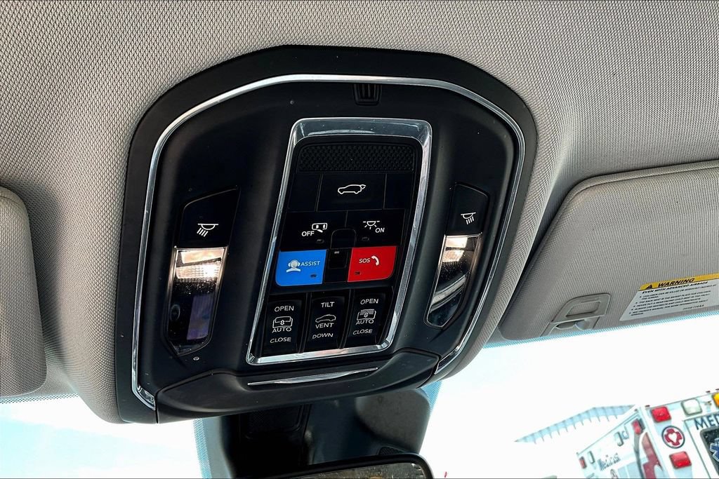 Used 2022 Jeep Grand Cherokee Limited 4xe AWD/4WD image 17