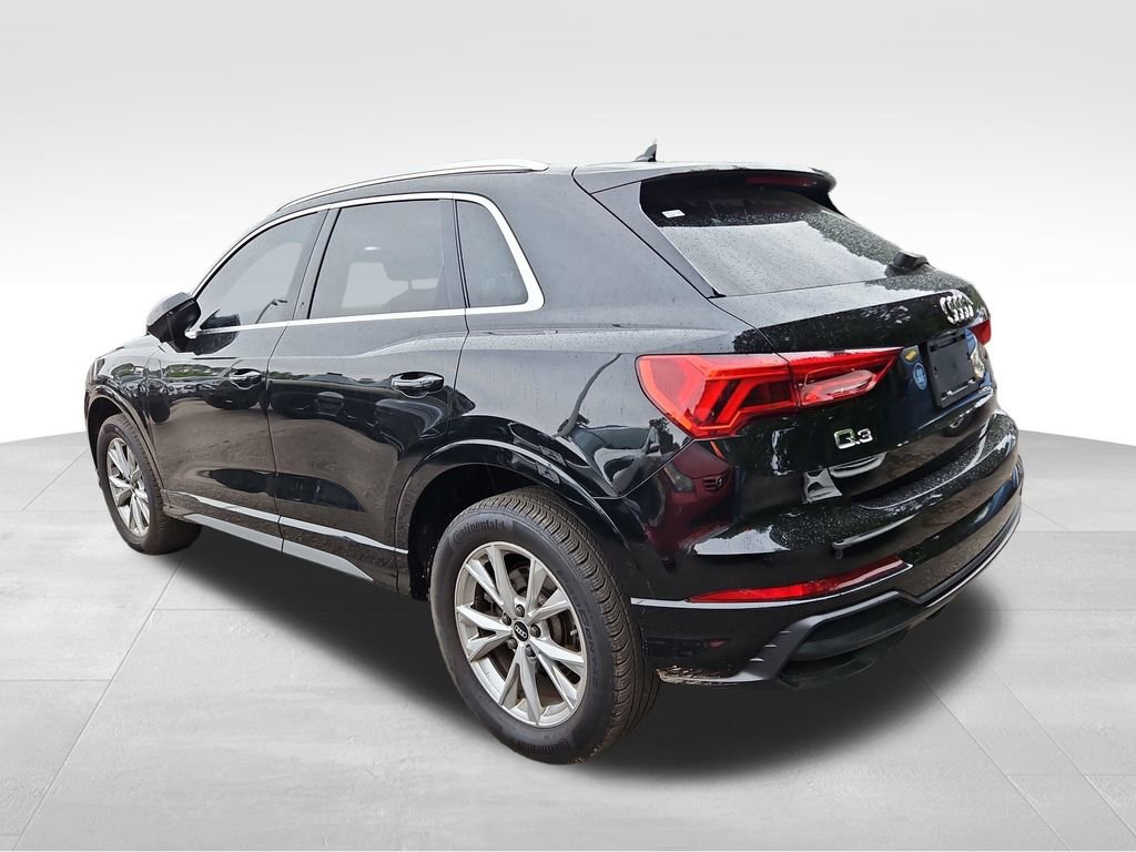 Used 2022 Audi Q3 2.0T Premium w/ Convenience Package AWD/4WD image 5