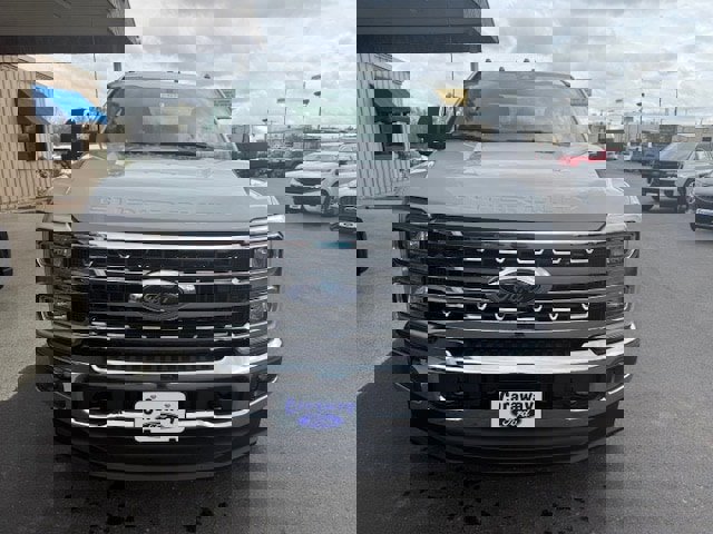 New 2026 Ford F350 Lariat w/ Chrome Package image 4