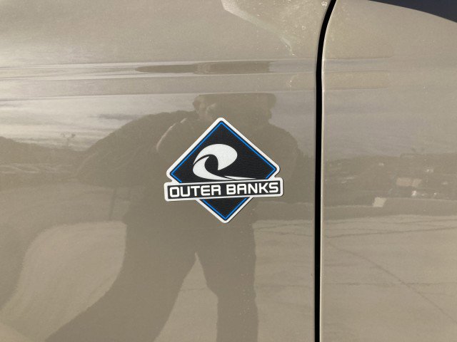 New 2025 Ford Bronco Outer Banks image 7