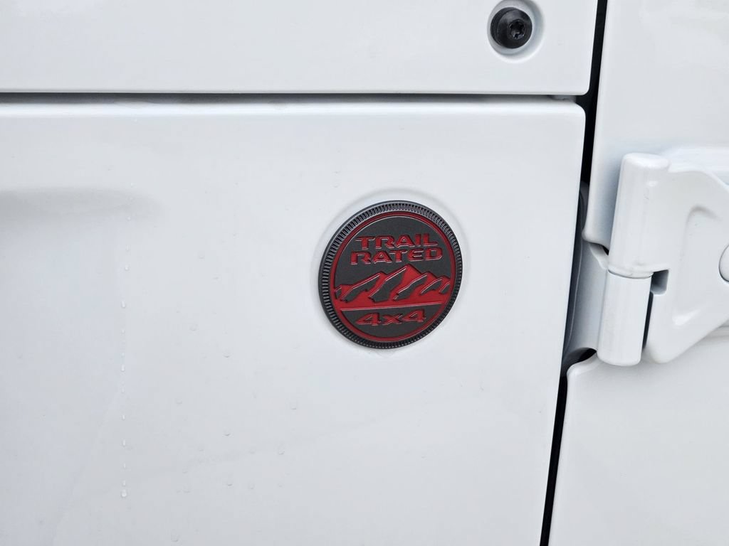 Used 2026 Jeep Wrangler Unlimited Rubicon AWD/4WD image 35