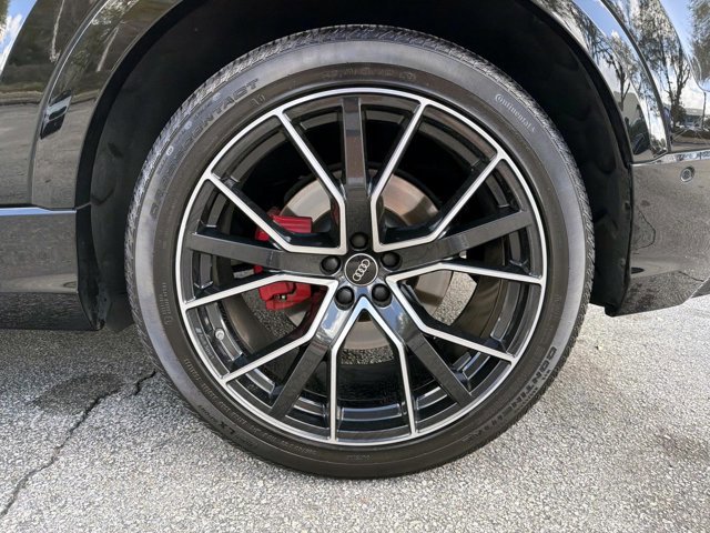 Used 2023 Audi Q8 Prestige image 10