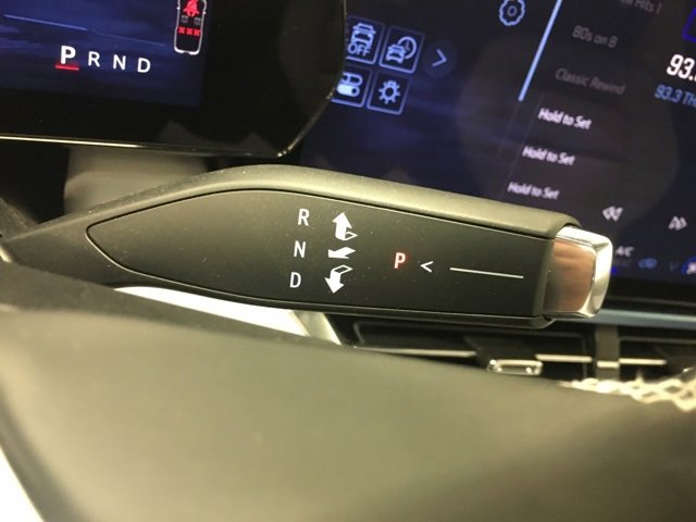 Used 2024 Chevrolet Equinox EV LT image 31