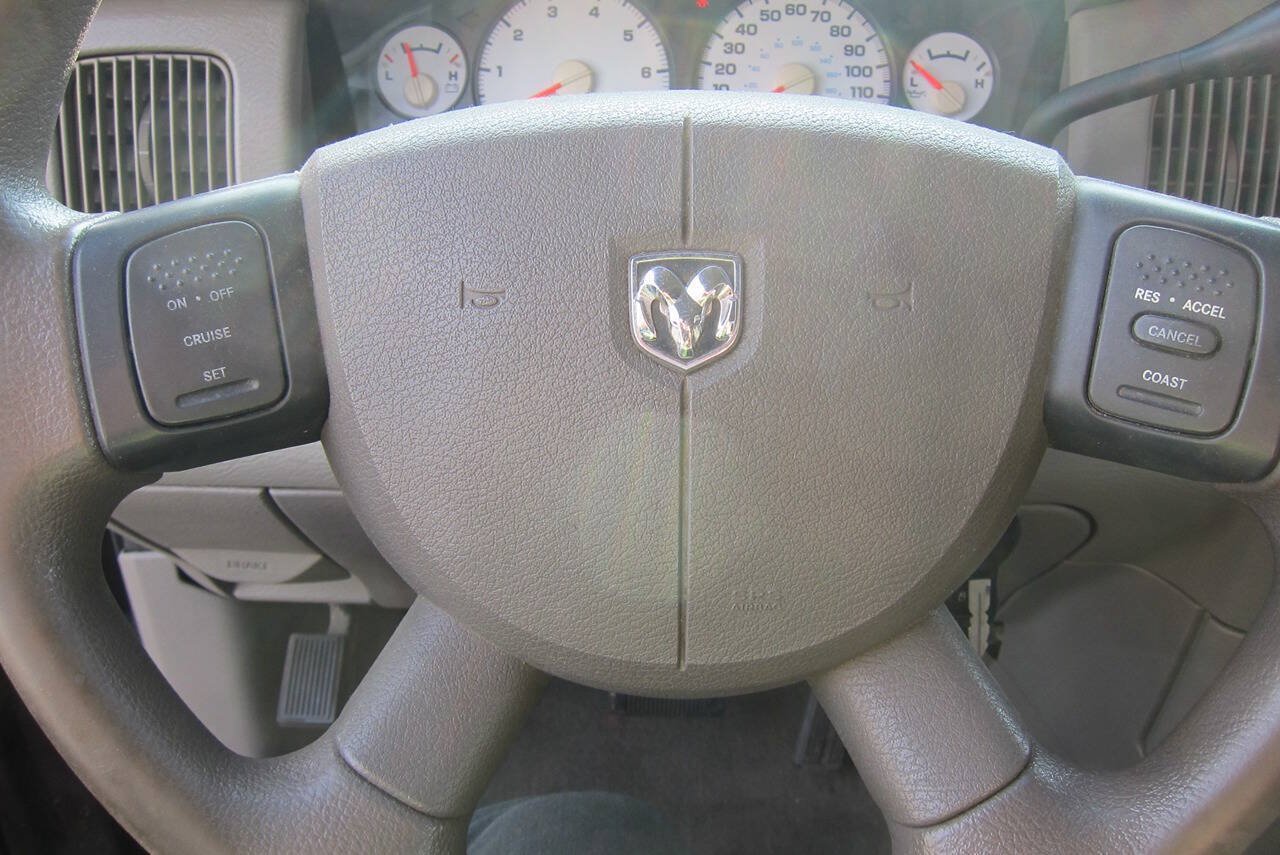Used 2004 Dodge Ram 1500 Truck SLT AWD/4WD image 19