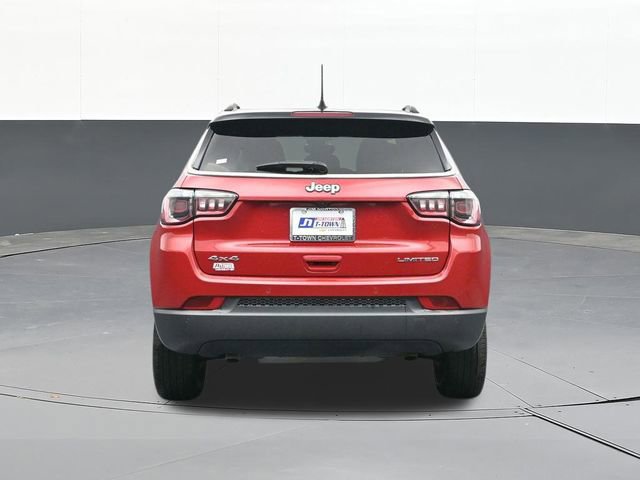 Used 2025 Jeep Compass Limited AWD/4WD image 12