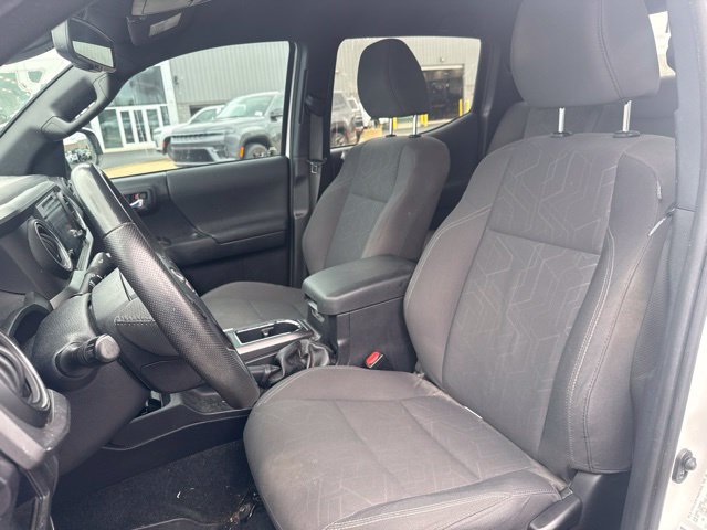 Used 2019 Toyota Tacoma TRD Sport RWD image 15