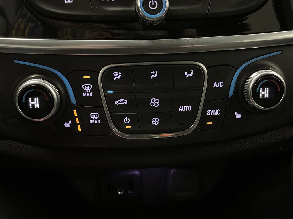 Used 2019 Chevrolet Traverse LT w/ LPO, Floor Liner Package image 19