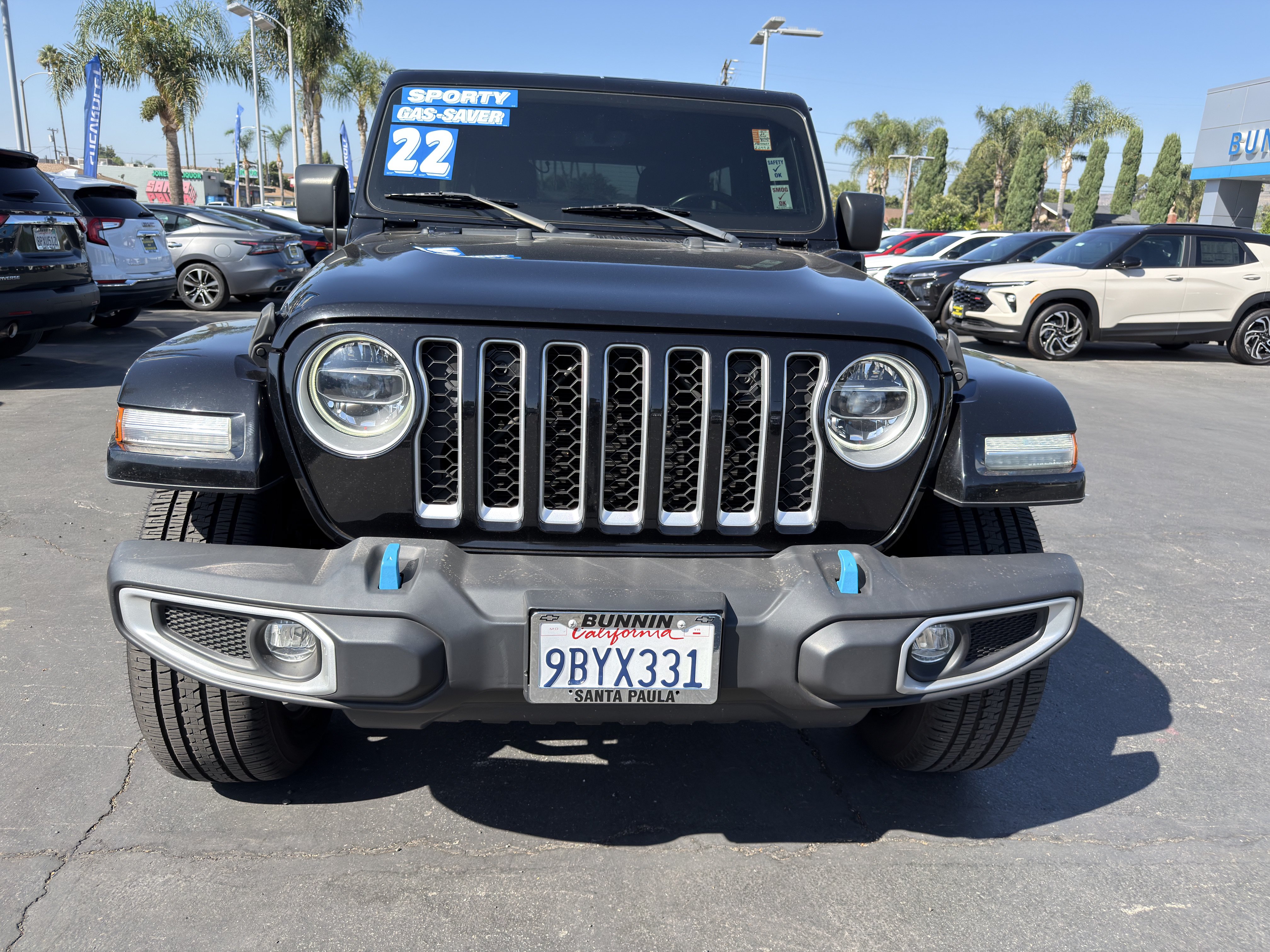 Used 2022 Jeep Wrangler Unlimited Sahara w/ Cold Weather Group AWD/4WD image 44
