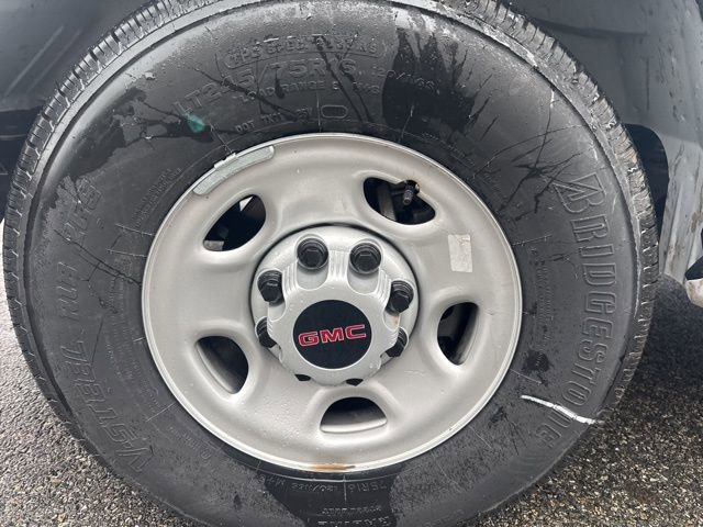 New 2024 GMC Savana 3500 w/ Power Convenience Package image 8