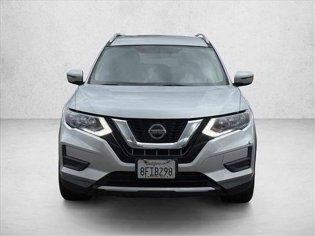 Used 2018 Nissan Rogue SV FWD image 2