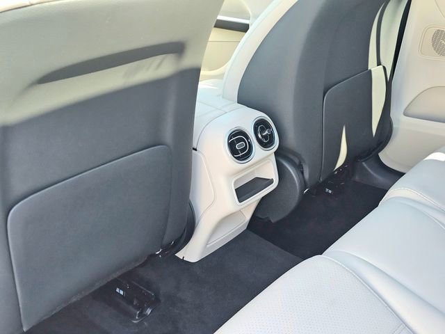 Certified 2025 Mercedes-Benz GLC 300 4MATIC image 25