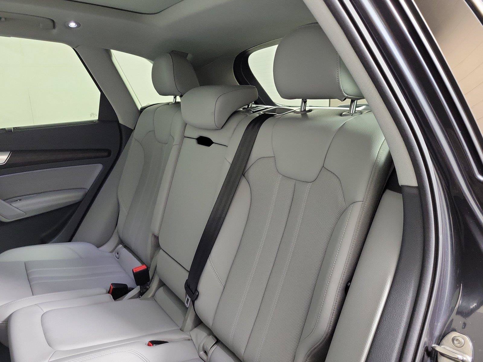 Used 2019 Audi Q5 2.0T Premium Plus w/ Premium Plus Package AWD/4WD image 13
