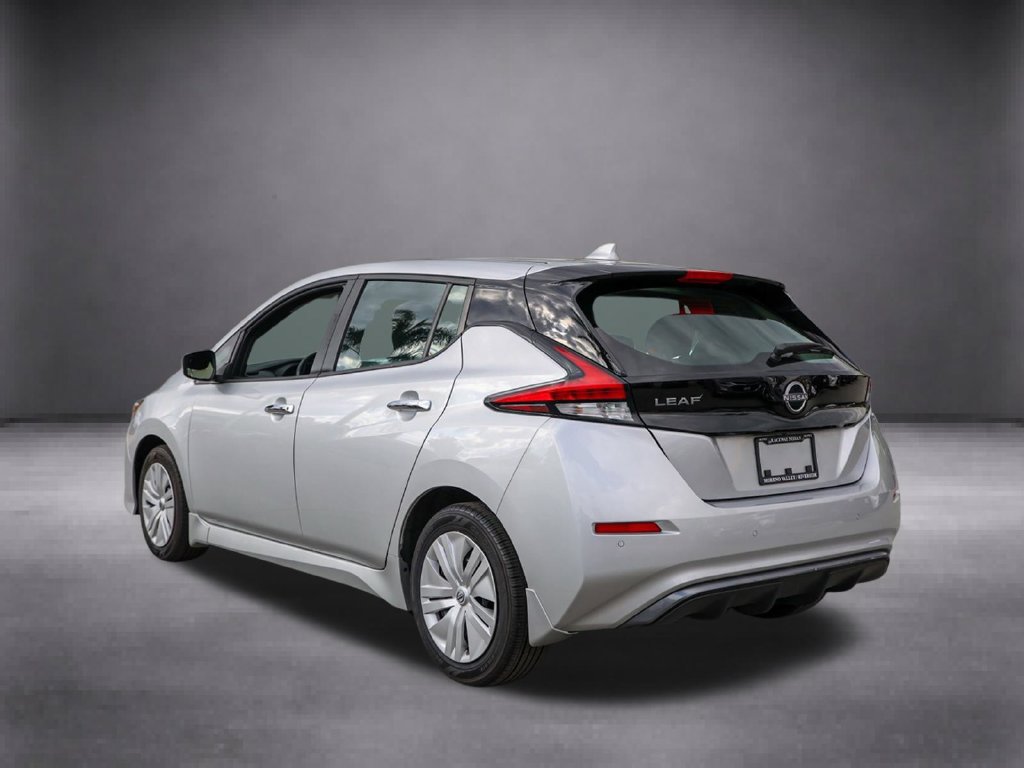 Used 2025 Nissan Leaf S FWD image 7