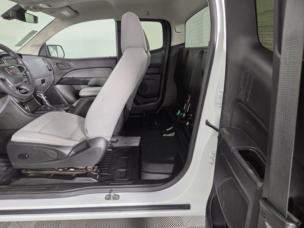 Used 2022 GMC Canyon Elevation Standard w/ Convenience Package image 15