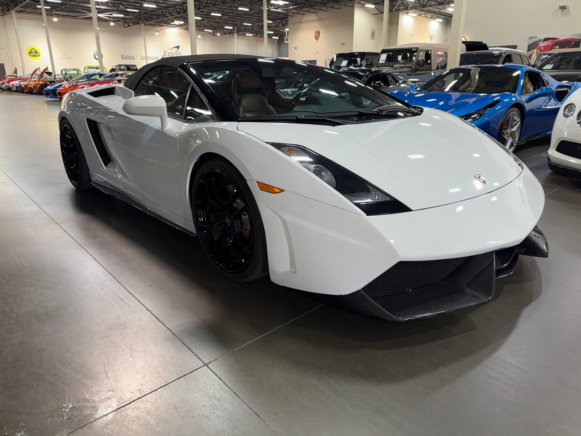 Used 2008 Lamborghini Gallardo Spyder AWD/4WD image 2
