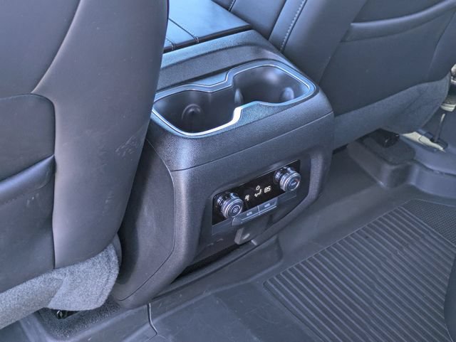 Used 2025 GMC Acadia Elevation w/ Elevation Premium Package FWD image 31