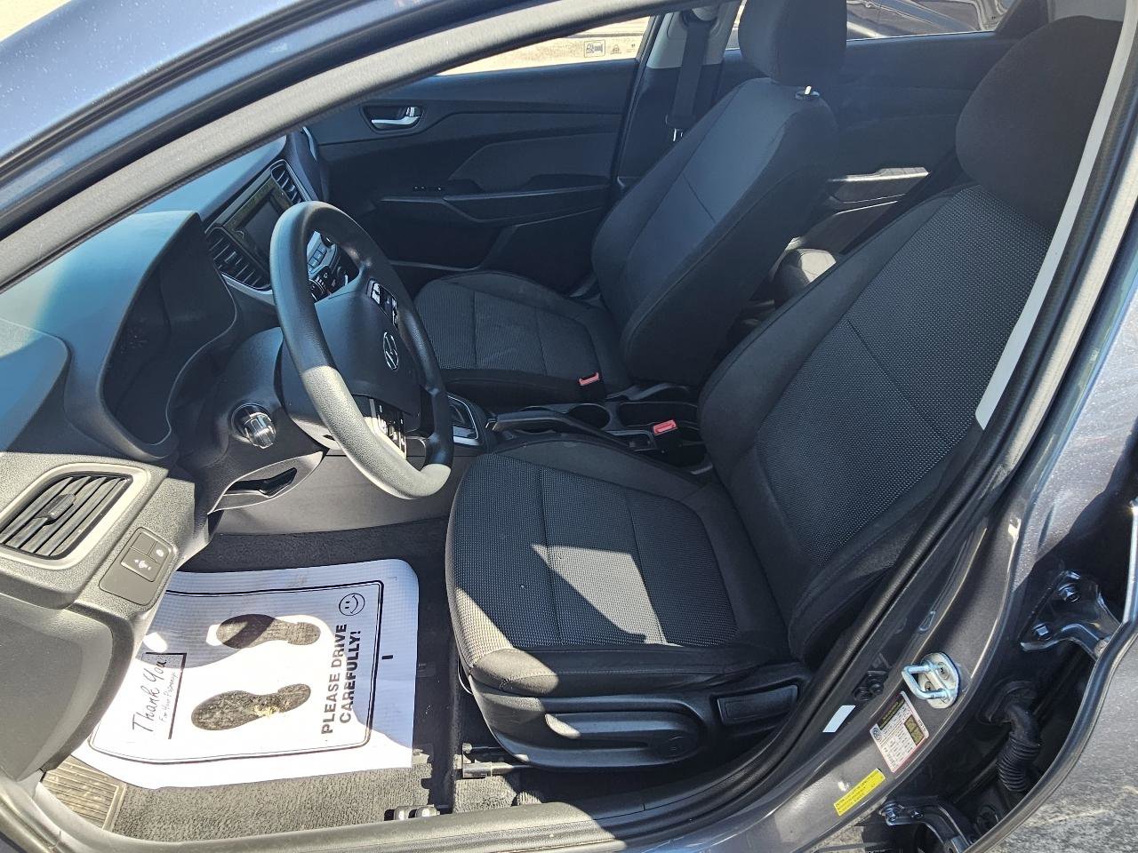 Used 2019 Hyundai Accent SE FWD image 10