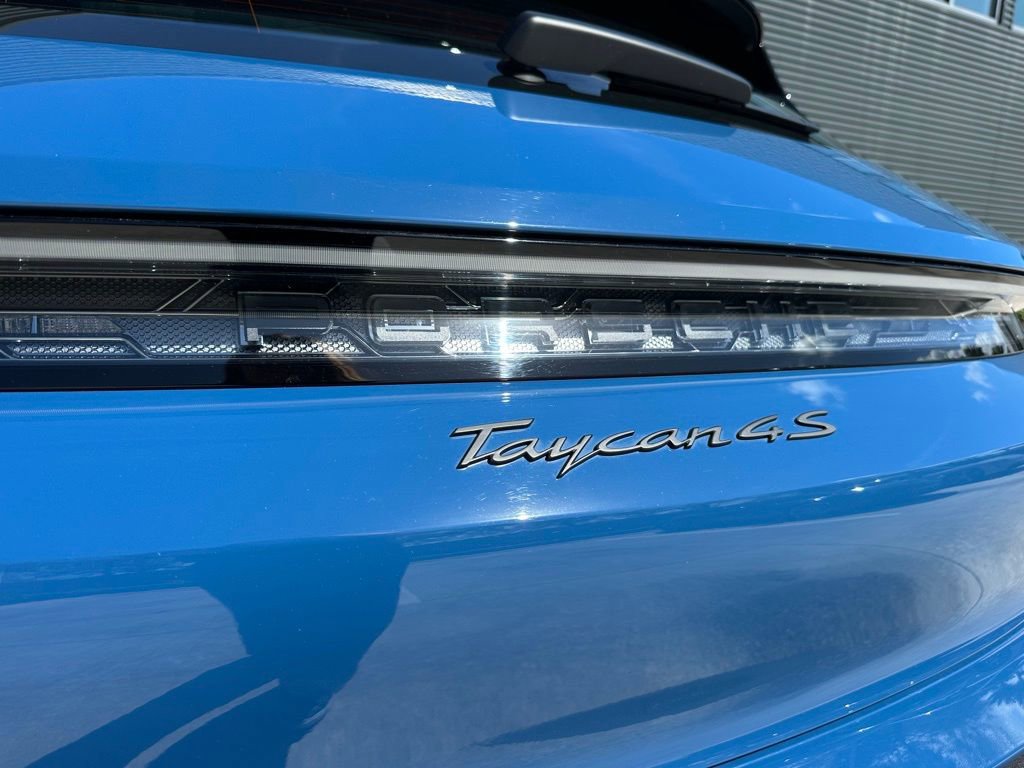 Certified 2025 Porsche Taycan 4S image 14
