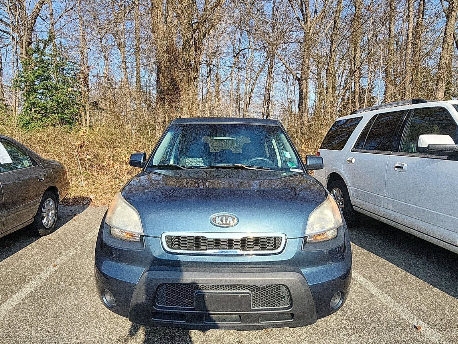 Used 2011 Kia Soul + w/ Audio Pkg image 6