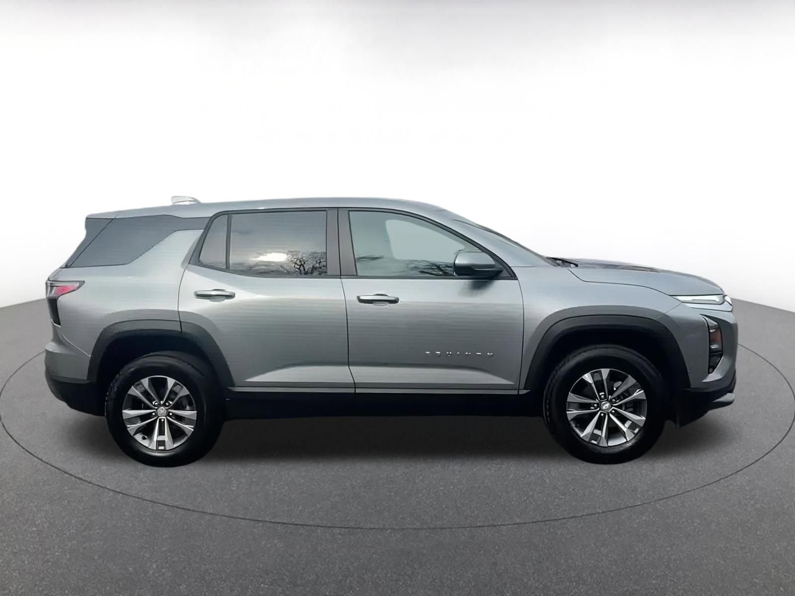 Used 2025 Chevrolet Equinox LT image 15