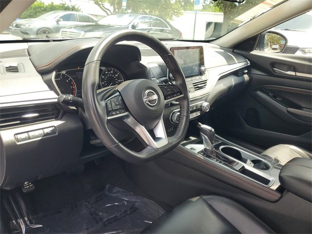 Used 2023 Nissan Altima 2.5 SR image 10