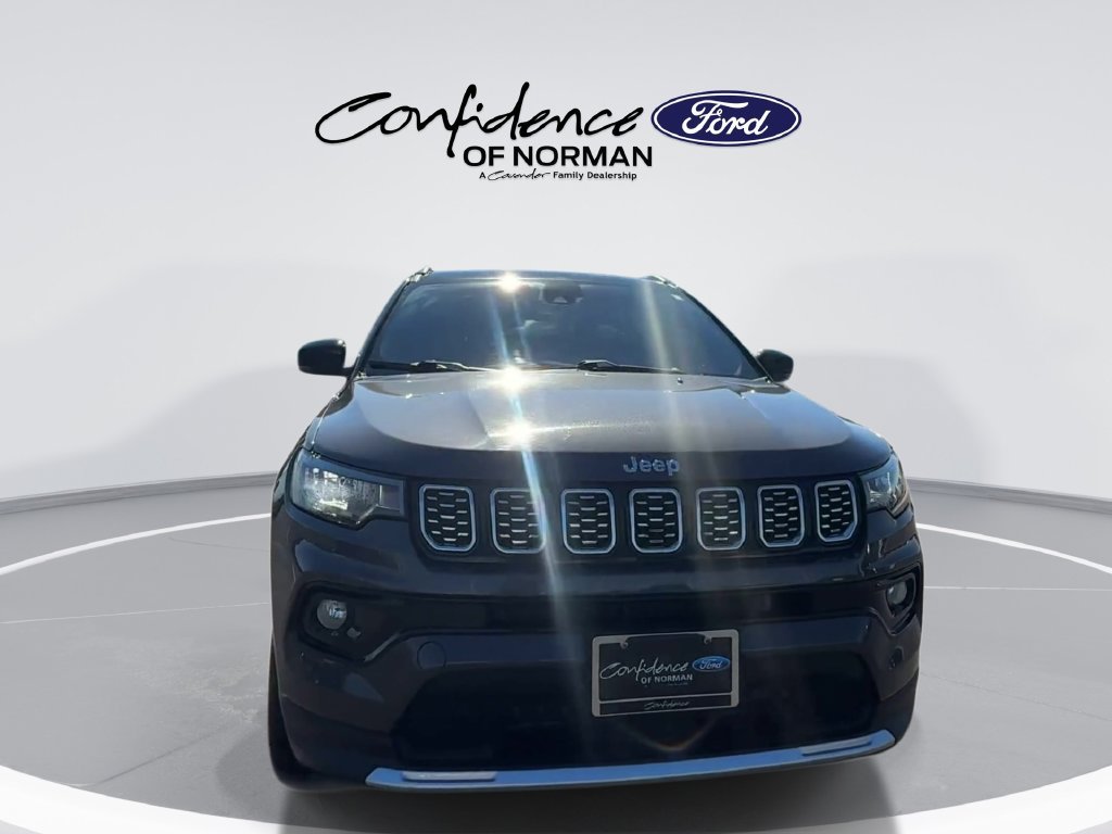 Used 2024 Jeep Compass Limited AWD/4WD image 4