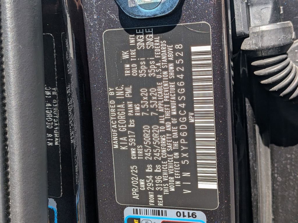 Used 2025 Kia Telluride S image 31