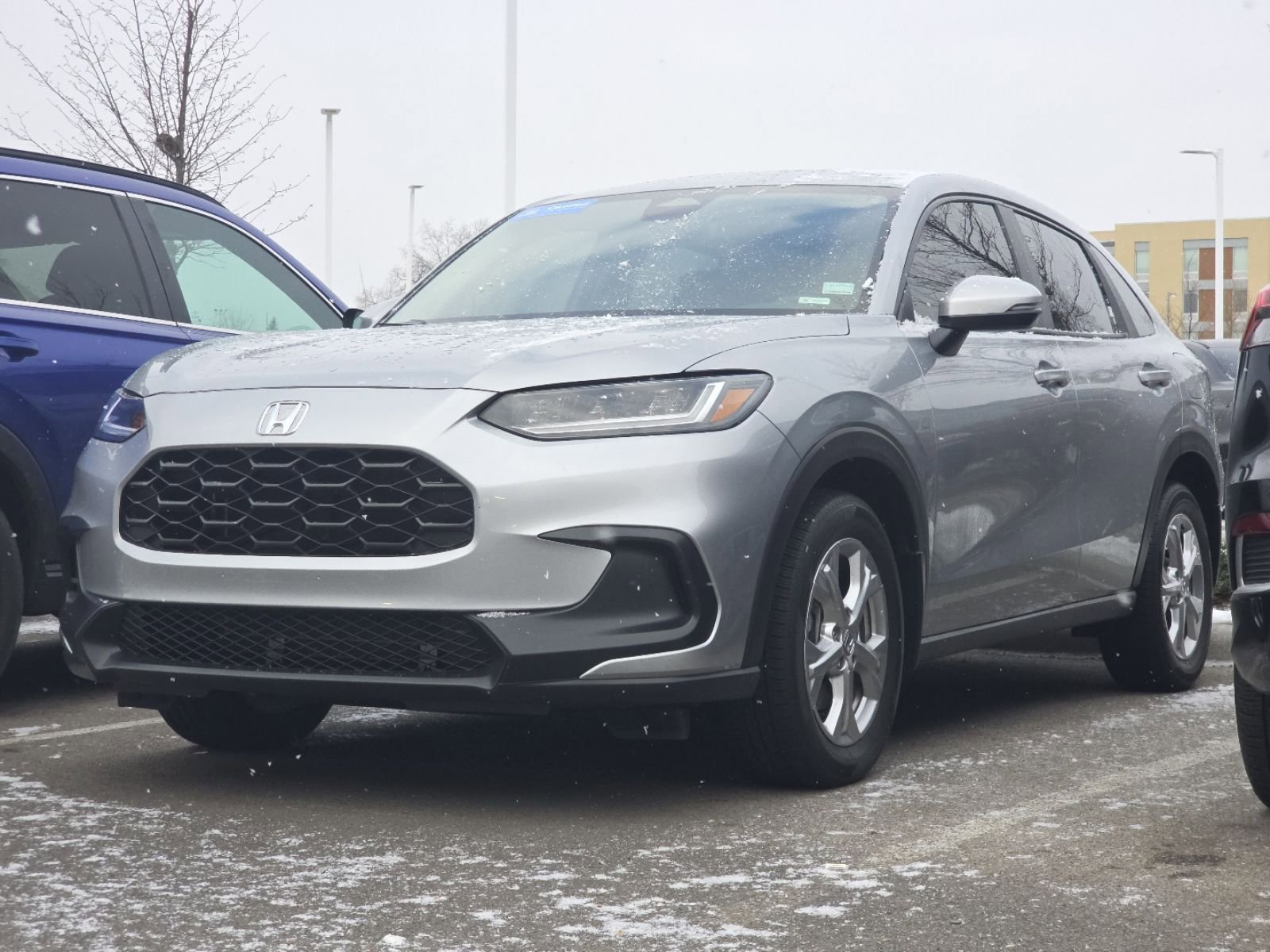 Certified 2023 Honda HR-V LX image 4