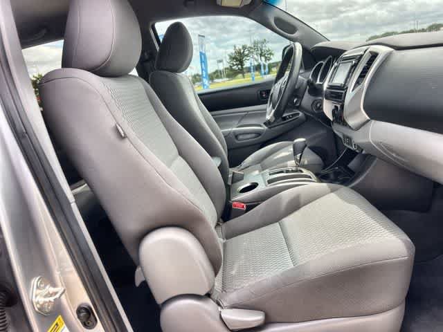 Used 2015 Toyota Tacoma PreRunner w/ SR5 Package RWD image 12