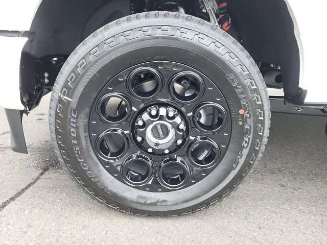 New 2026 Ford F350 Lariat w/ Black Appearance Package image 11