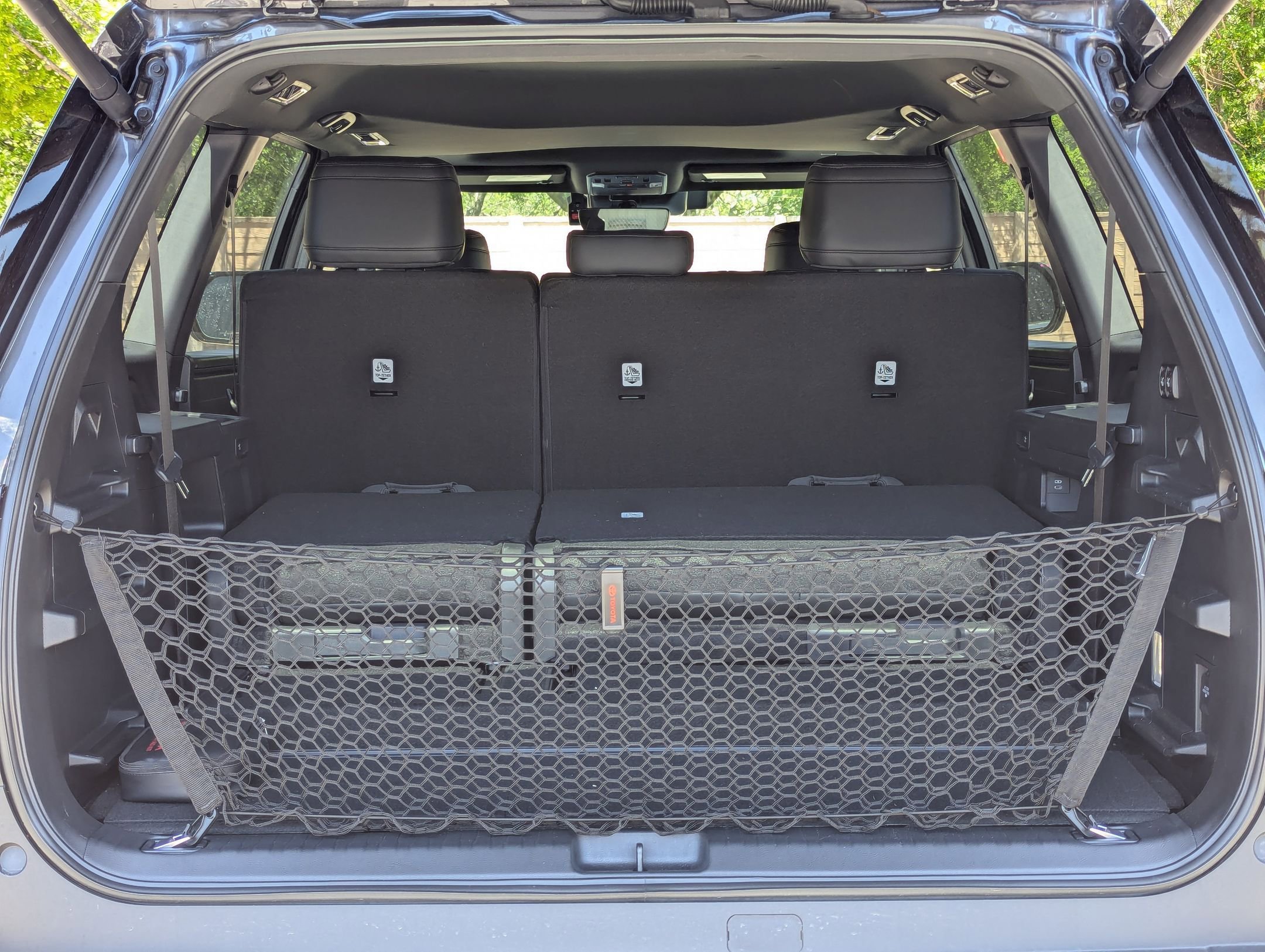 Used 2025 Toyota Sequoia SR5 w/ SR5 Premium Package AWD/4WD image 24