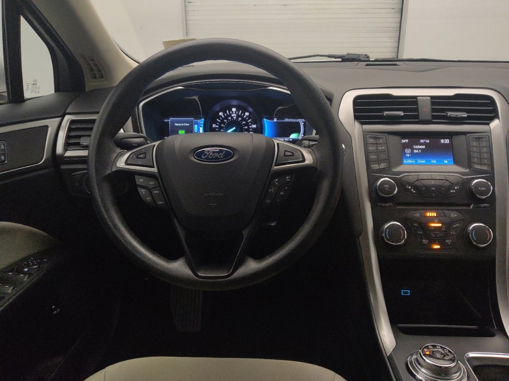Used 2018 Ford Fusion S FWD image 22
