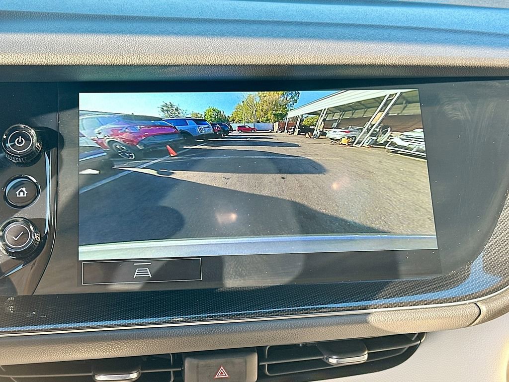 Used 2023 Buick Envision Essence image 13