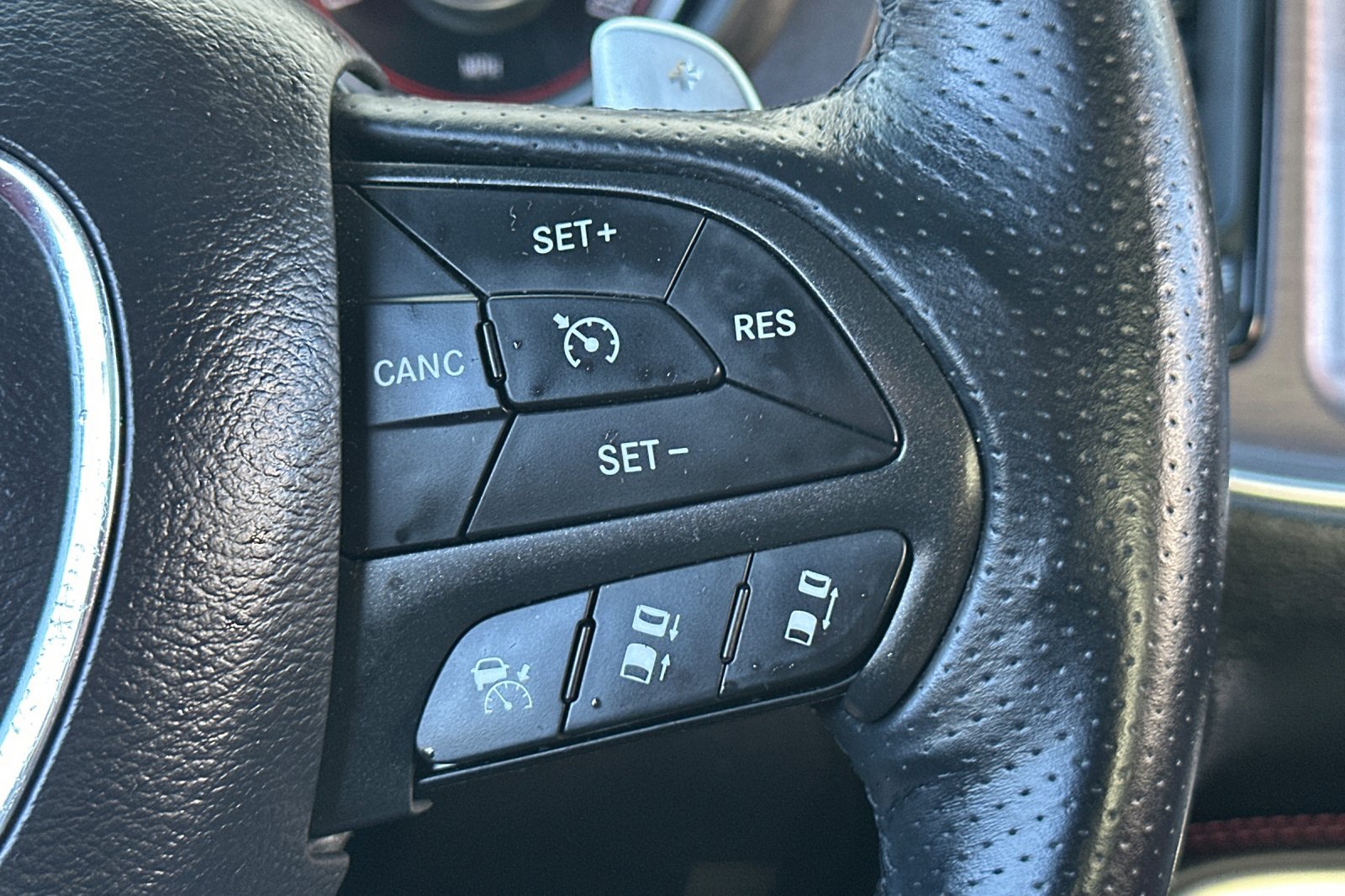 Used 2016 Dodge Challenger R/T Plus RWD image 37