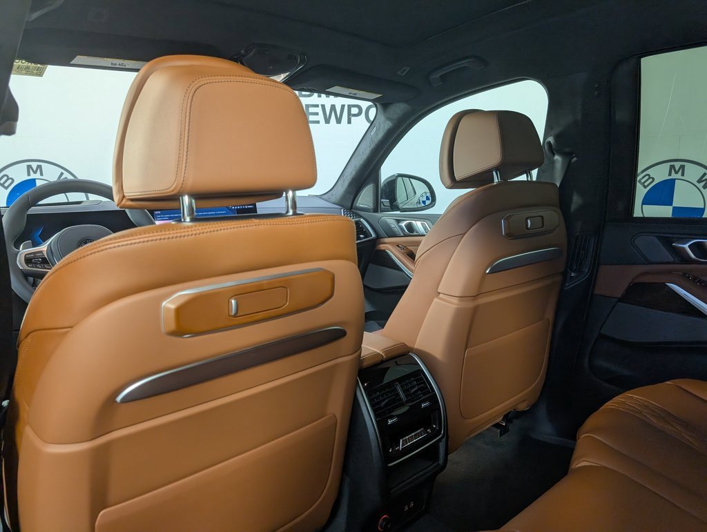 New 2026 BMW X7 xDrive40i w/ M Sport Package image 14