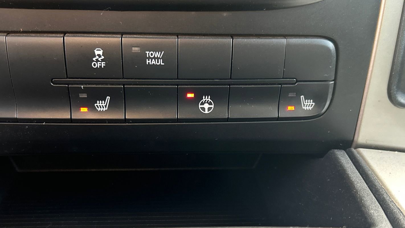 Used 2015 RAM 1500 Big Horn image 34