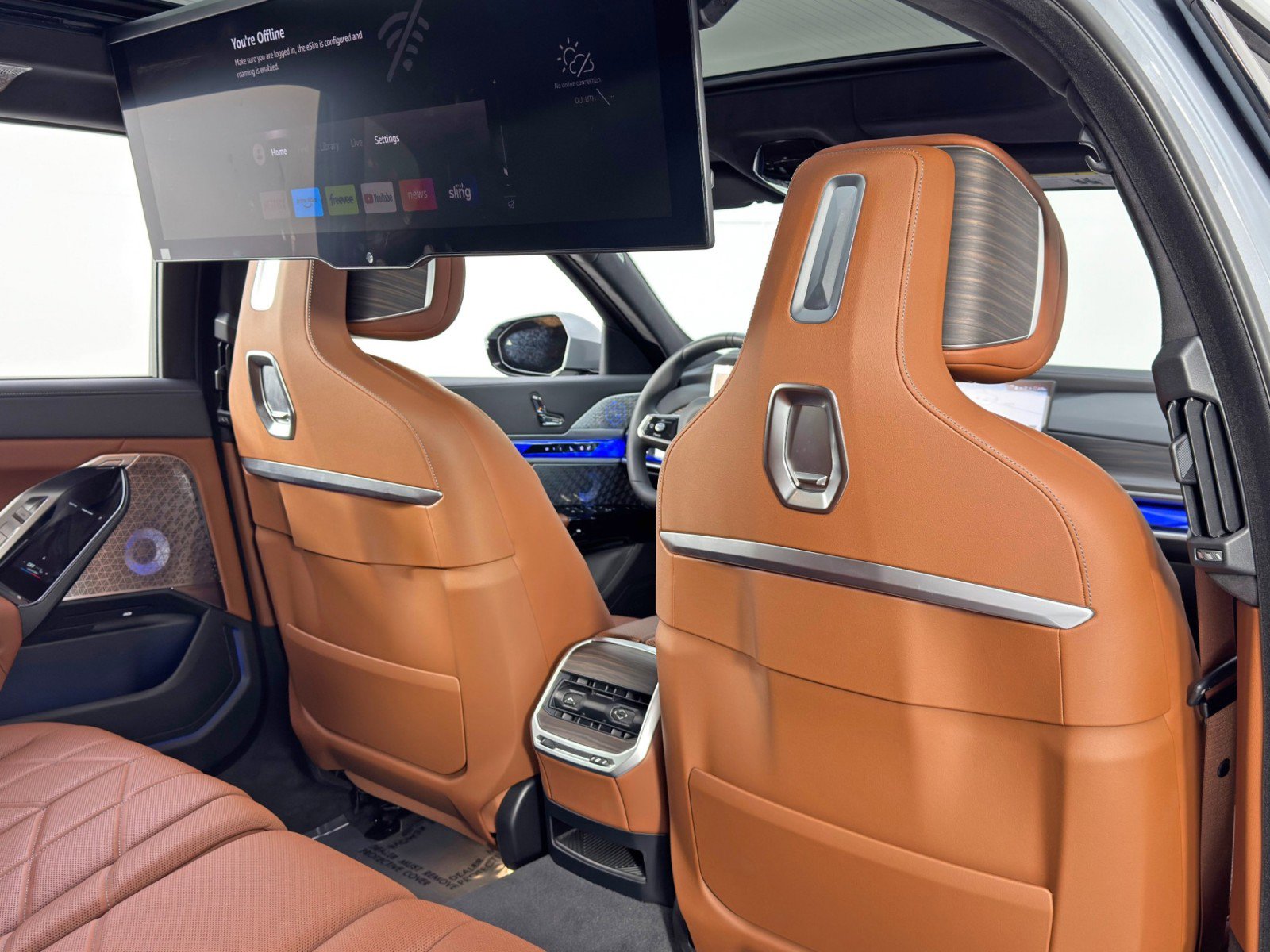 Used 2023 BMW i7 xDrive60 w/ Executive Package 2 image 47