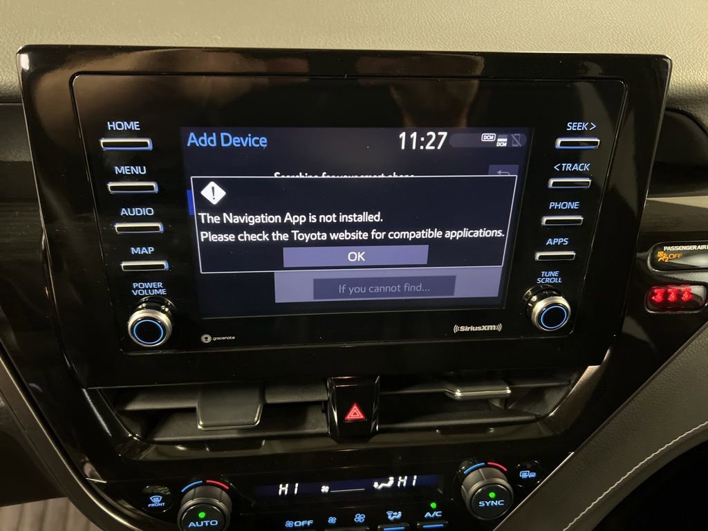 Used 2023 Toyota Camry SE w/ Blackout Package (TMS) image 14